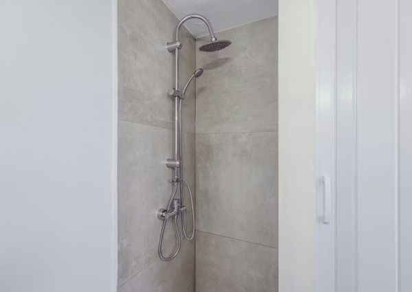 Plaça de Bisbe Benlloch, Torrent, Valencian Community 46900