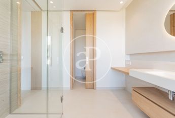 Triplex penthouse for rent in La Finca