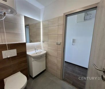 Pronájem bytu 1+1 s parkovacím stáním - Photo 3