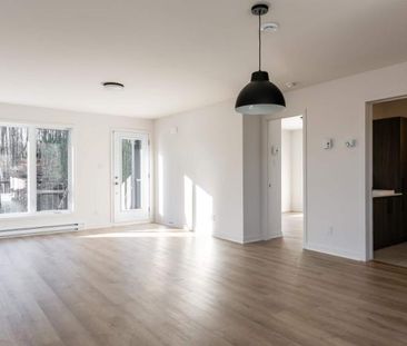 NOUVEAU! APPARTEMENT 4½ À BROWNSBURG - Photo 4