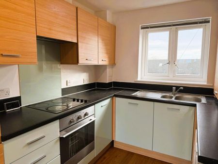 2 bedroom flat to rent - Photo 5