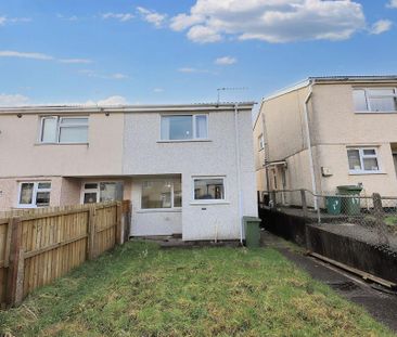 2 bedroom terraced house to rent - Photo 2