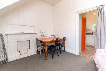 4-Bedroom Inner City Flat – Available Feb 2026 - Photo 2