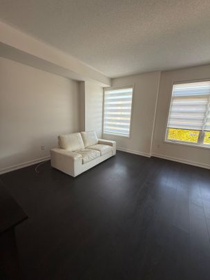 For Lease - 3094 Ernest Applebe Boulevard, Oakville, Ontario - Photo 1