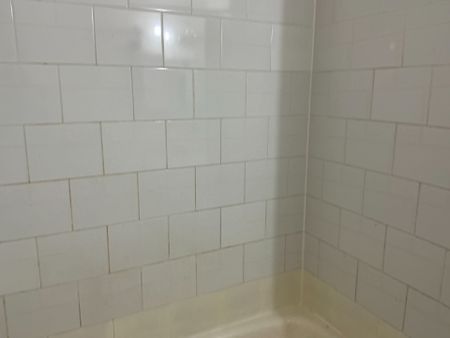 For Lease - 361 Linden Street, Oshawa, Ontario - Photo 5