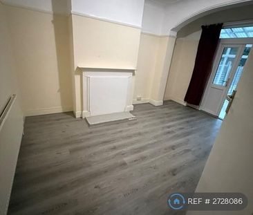 4 bedroom terraced house to rent - Photo 5