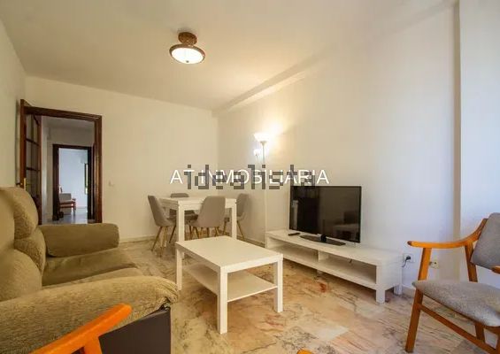 Alquiler de piso en Paseo Marítimo