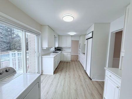 For Lease - 65 Hillside Drive, Brampton, Ontario - Photo 2