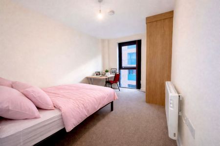 3 bed Apartment Devonshire Point - Photo 4