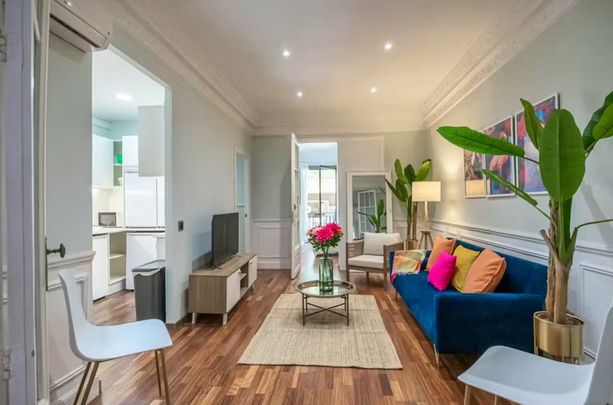 Carrer de Muntaner, Barcelona, Catalonia 08021 - Photo 1