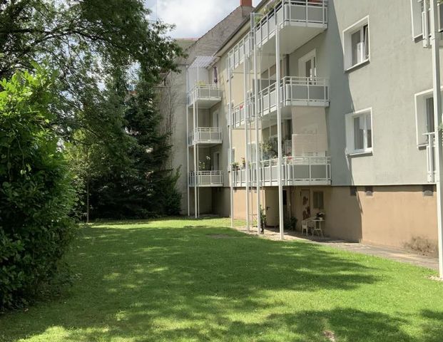 Schöne, helle Wohnung mit Balkon im Südviertel! - Photo 1