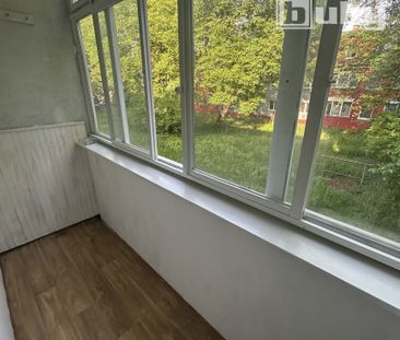 PRENÁJOM-MODERNÝ,ZARIADENÝ 2 IZB.BYT,ul.MIEROVÁ POV.BYSTRICA – Fotografia 4