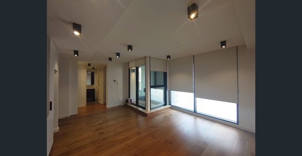 Sleek Modern Living in the Heart of Balwyn | 1 Bed, 1 Bath, 1 Car - Photo 1