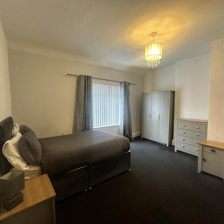 1 bedroom house of multiple occupation to rent - Photo 1