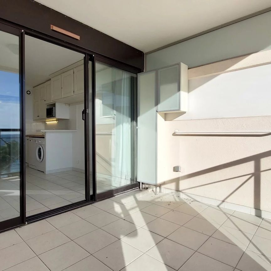 Location Appartement 1 pièce 25m² CANNES 06150 - Photo 1