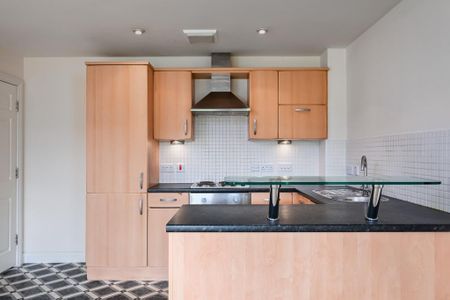 2 bedroom flat to rent - Photo 4