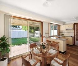Freshly Updated 3-Bedroom Townhouse in Convenient Location - Photo 6