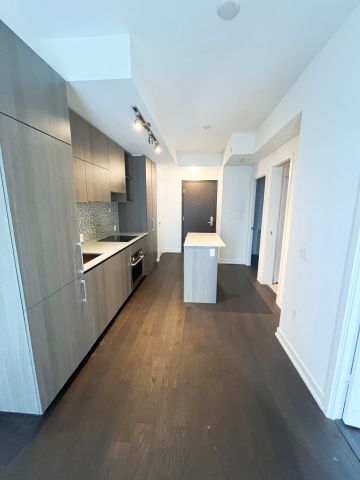 For Lease - 1 Yorkvile Avenue Unit# 3712, Toronto, Ontario - Photo 3