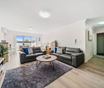 MODERN 2 BEDROOM UNIT IN GREAT LOCATION - Photo 1