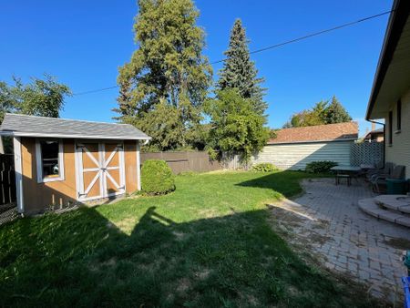 For Lease - 334 Stevenson Road Unit# Lower, Oshawa, Ontario - Photo 4