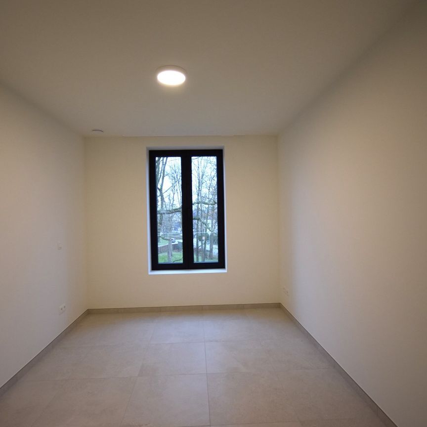 Dakappartement te huur in Oostakker - Photo 1