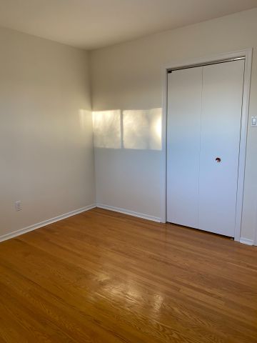 For Lease - 423 Armour Road, Peterborough, Ontario - Photo 5