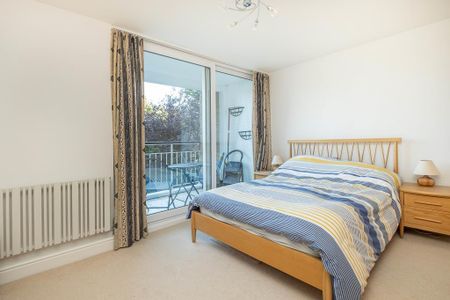 3 bedroom apartment to rent - Photo 3
