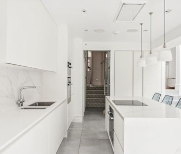 Available to let, a modernised five-bedroom period home in Putney SW15 - Photo 4