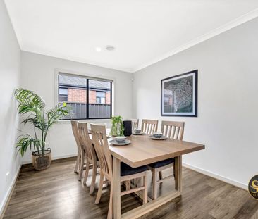 #ModernFamilyHome#11 Bronze Street, Tarneit VIC 3029 - Photo 3