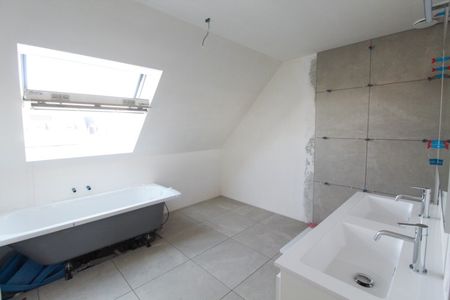 Ruime halfopen nieuwbouwwoning te Roeselare - Photo 3