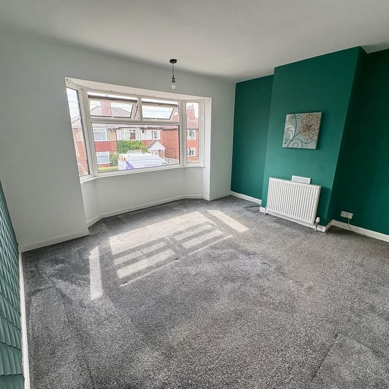 2 bedroom property to rent - Photo 1