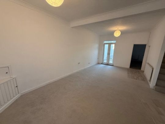 Catherine Street, Llanelli, SA15 - Photo 1