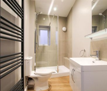 1 bedroom in a house share to rent - Photo 6