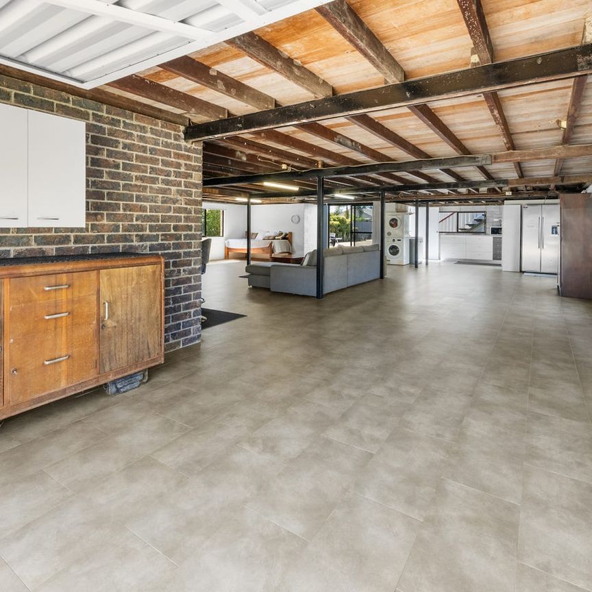 Shed Space Galore! - Photo 1