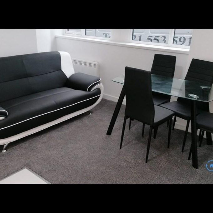 2 bedroom flat to rent - Photo 1