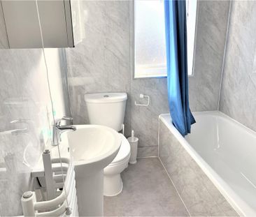 5 bedroom flat share to rent - Photo 4