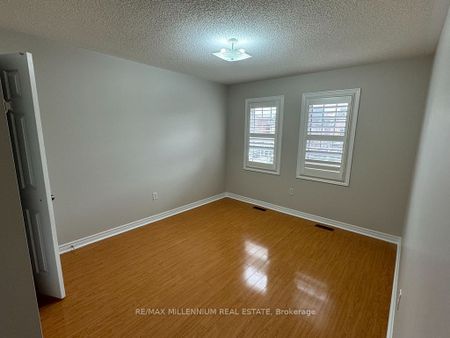 For Lease - 23 Calderstone Drive, Brampton, Ontario - Photo 5