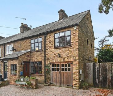 A superb four bedroom, one bathroom house in Sarratt, Hertfordshire... - Photo 2