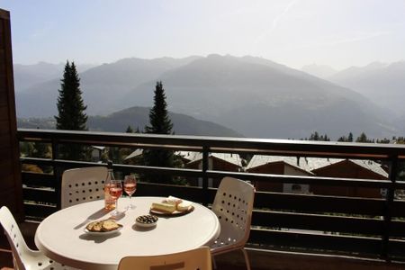 Apartment for rent by the week on the pedestrian village square - Photo 4