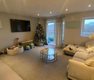 Gillbent Road, Cheadle Hulme, Cheadle, SK8 - Photo 2