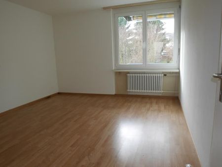 "Charmante und günstige Wohnung mit Balkon!" - Foto 2