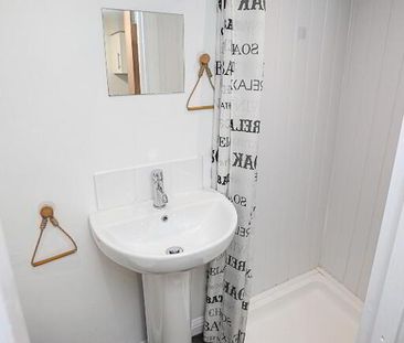 9 Crosby Street, Bangor, BT20 5EE - Photo 4