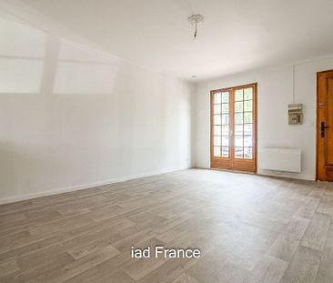 Appartement 1 pièce de 28 m² à Flins-sur-Seine (78410) - Photo 2