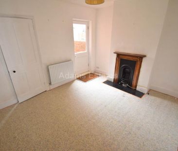 4 bedroom terraced house to rent - Photo 6