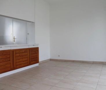 Location Maison 2 pièces 36m² PONTAULT COMBAULT 77340 - Photo 1