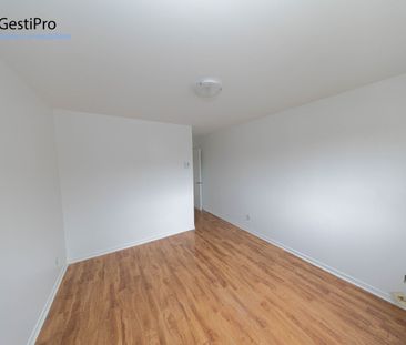 2729 du Vieux-Moulin - Photo 1