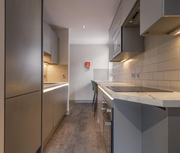 Studio to rent - Photo 6