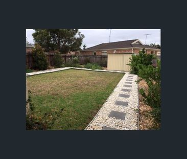 Stunning Family Home - Photo 5