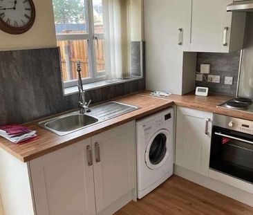 Reedley Drive, Ellenbrook, Worsley, M28 - Photo 2