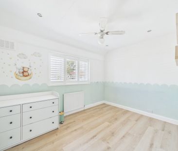 Douglas Lane, Wraysbury, Berkshire,TW19 - Photo 6
